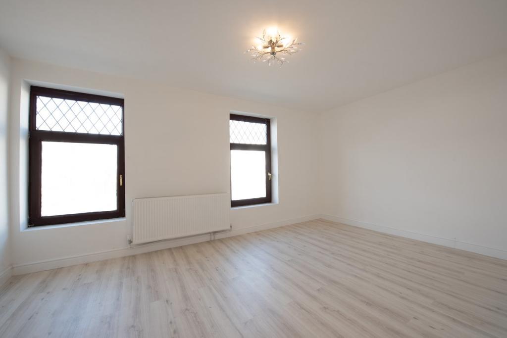 Caswell Street, Llanelli, SA15 1BS